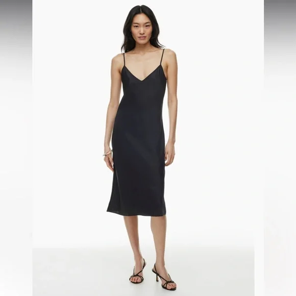 Aritzia ‘Wilfred’ Satin midi slip dress - Picture 5 of 5